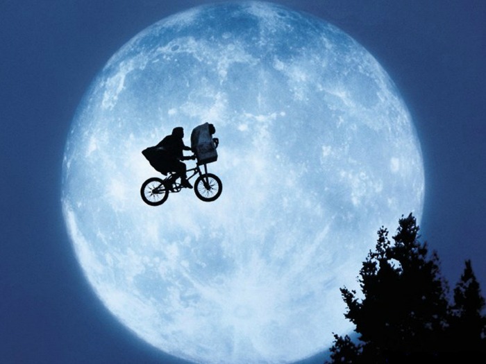 E.T., el extraterrestre (1982)