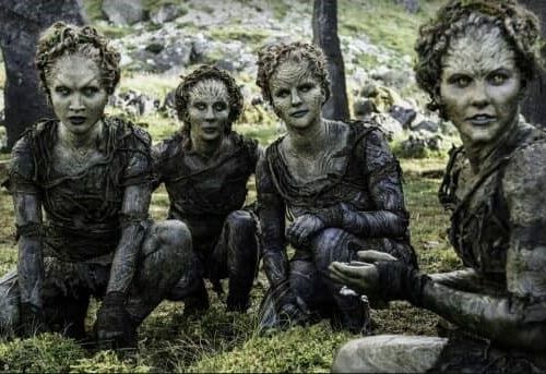 Bran es manipulado por los niños del bosque
